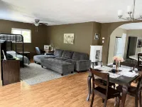 Entire Home & Fenced Yard For Family & Pets