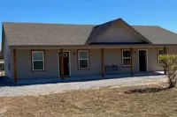 DOUBLE DOWN SUITE : Unit A       Casino Retreat & Pickleball court