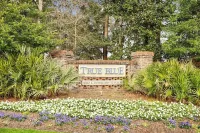 Petite Palmetto at True Blue. Luxe top floor condo
