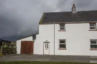 Cozy Cottage In Picturesque Scotland
