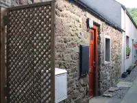 The Wee Hoose: Probably Scotland's Smallest Holiday Home Hotels in Callander