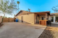 4 Bedrooms, Full Kitchen, Pool table, BBQ, Garage & RV Parking, Golf, Hiking Hotel a South Mountain