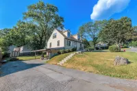 Cozy Lancaster County Retreat: 3 Bedroom, 2 Full Bath w/ AC, WiFi, and Fire Pit