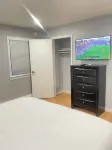 Sophisticated Suite Near JFK Airport