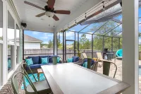 Salt water pool! AC & Heated game room! 3 Min to beach!2 King rooms