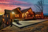 Splash Mountain Lodge! -Private Pool & Mini Golf