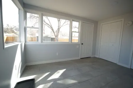 Luxurious Renovated Gem in Convenient Location! Отели рядом с достопримечательностью «Парк Боб Джей»