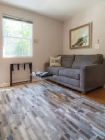 1 Southern Charm is a Private Studio is 4 Miles from Downtown Charleston