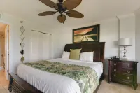 Two Spectacular Ocean Views from the Living Room and Master Bedroom of the Condo - Strand