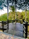 Eagle River Retreat~hot tub~riverfront!