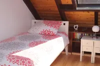 Cozy middle row house near the dike and harbor, children + dogs welcome