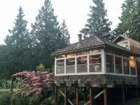 Lake Sixteen Retreat - Forage & bird watch on site! Hotels near Skagit Valley Softball Fields