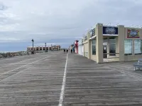 2BR Condo w/Pool & Hot Tub -- Steps from the Beach and Boardwalk