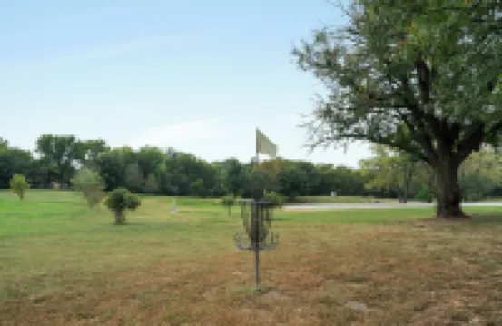 ★★2 Story Near Plaza/Westport/KU Med, King Bed, Garage Parking★★