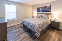 Excellent location for skiing!  Brand new, comfy 2BR apartment