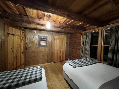 Cozy Lake Front Family Friendly Cabin, Bunk House, Kayaks and Canoe! - Alppimaja