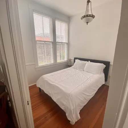 Historic Thomas House Unit B