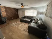 SilverKing Family Retreat - Dog Friendly!