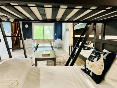 Charming Colonial in the Heart of Mystic