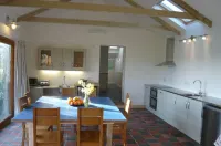 Swallow cottage Hotels in Jeffreyston