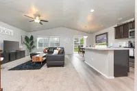 Comfortable 3 bed 2 bath home in Nampa - Sleeps 6