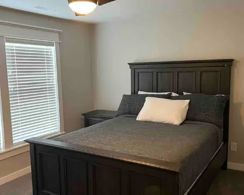 Comfortable 2 bedroom house with 4 beds 아바 호텔