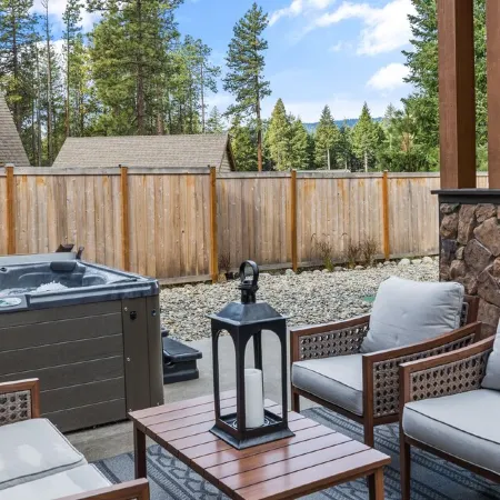 🌄Luxe House - NEW game room, hot tub, firepit, private retreat 🌄