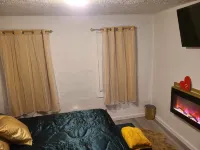 Romantic Queen Jacuzzi Suite