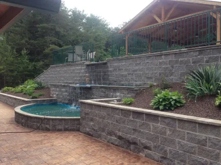 Great for family vacations, weddings, And Church retreats.