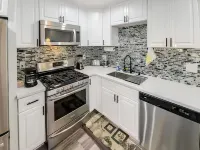 The Shalimar Casita, Fits 6 Guests, Smart Tvs, Remodeled Unit, Full Size Kitchen