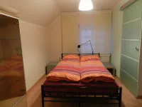 Garden view vacation apartment in the historic Heuerhaus in the beautiful Rhodo garden