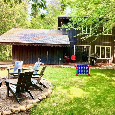 "The Cabin" on the Shore of Loon Lake! Create Memories!