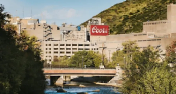 Style and Comfort ~ Close to Downtown, Red Rocks, Hiking, Csm Campus