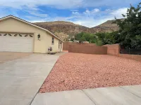 Wanderlust House - Cute & Cozy w/ Big Game Room Hotels in La Verkin