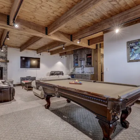 Cozy Brian Head Cabin Near Ski Resorts, Bike Trails, and National Forests