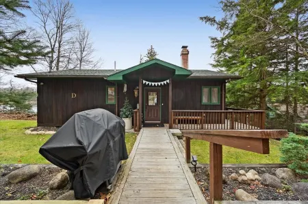Lakefront Escape, On Snowmobile Trail, Near Town