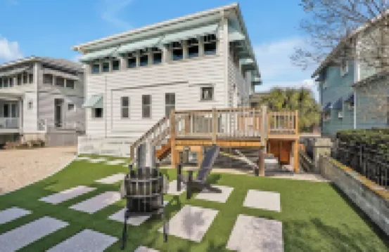 August Palms - a Coastal Haven Just Steps Away from Wrightsville Shore!