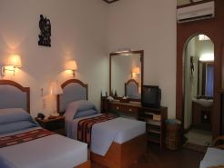 Emerald Land Hotel