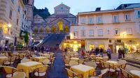 The Rose Garden: Your Piece of Amalfi - Just 5 Steps in!