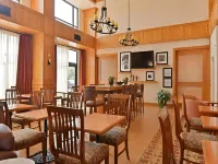 Hampton Inn & Suites Buffalo - breakfast