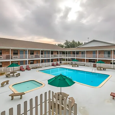 Lake View Inn