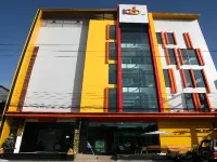 Ido Boutique Suite Hat Yai Hotels near Mahattamangkalaram Temple (Wat Hat Yai Nai)