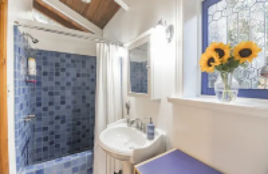 Monterey Bay Farm Retreat! Best Access to Monterey & Santa Cruz Attractions.