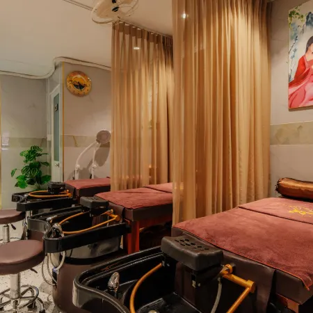 Elysian Home & Spa Отели рядом с достопримечательностью «Конгресс-центр GEM Centre»