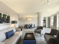 Embassy Suites by Hilton Atlanta at Centennial Olympic Park Hotels near Centennial Olympic Park