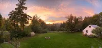 Relaxing Farm Retreat- fresh eggs provided with every stay! Отели рядом с достопримечательностью «Парк Дюн Пенинсула эт Пойнт Дефианс»