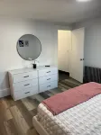 Remodeled Townhouse close to Boston