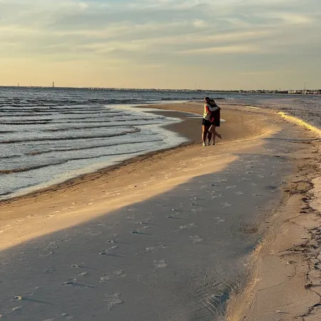 Fall Break is Coming up! Coastal Home- Walk,Bike, Golf Cart 2 Pools & Beach.