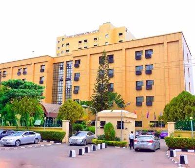 Reiz Continental Hotel Hoteles en Abuya
