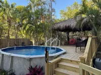 Hibiscus House - Heated Pool